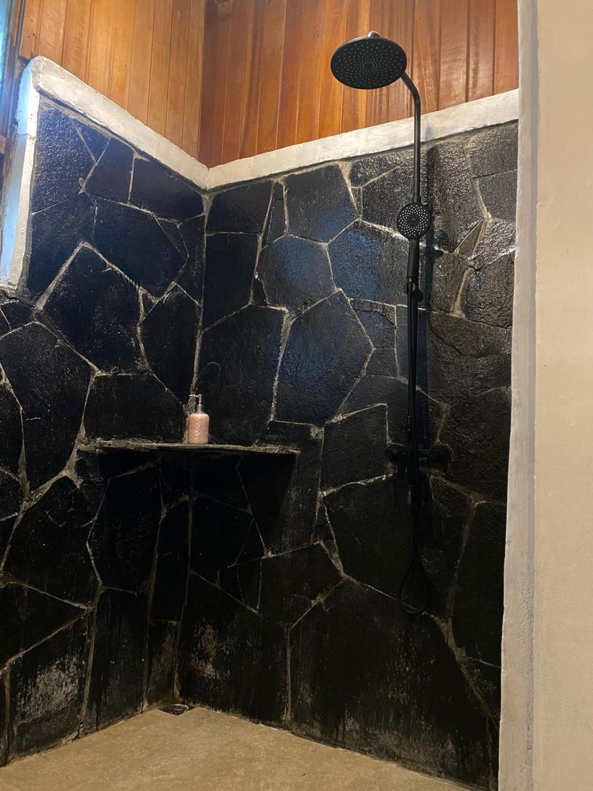 Rimba Eco Resort Tomohon ภายนอก รูปภาพ